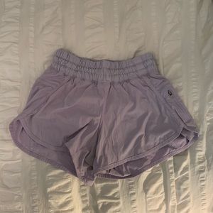 Lululemon Tracker Short - Lavender